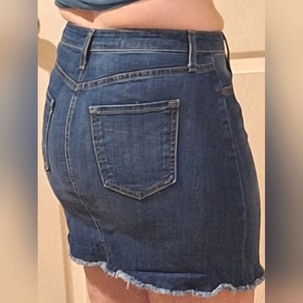 JUST BLACK | Denim, Mini Skirt w/ Frayed Hem - Picture 5 of 16